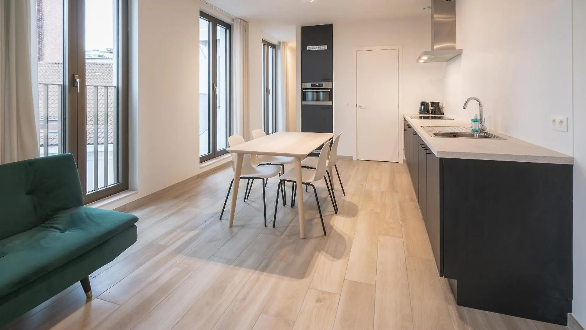 Opera Apartments In The Center Of Antwerp