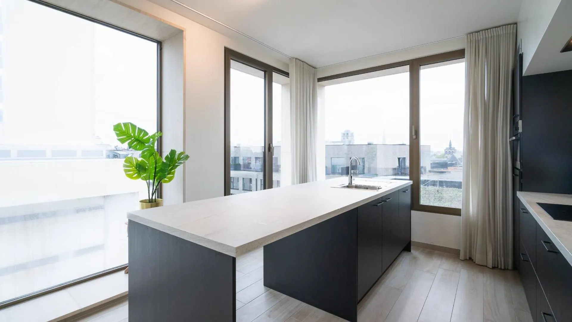 Opera Apartments In The Center Of Antwerp