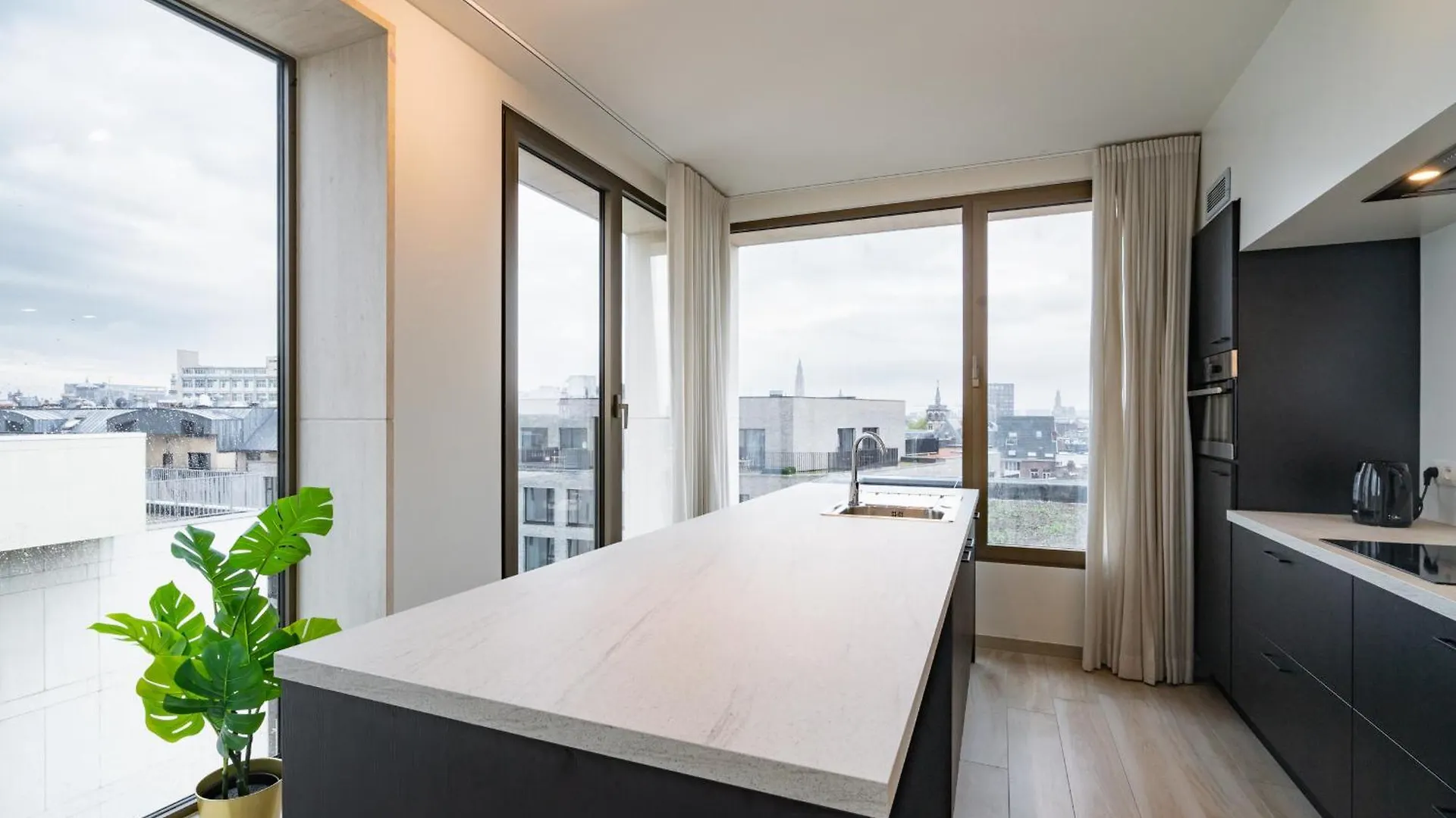 Opera Apartments In The Center Of Antwerp